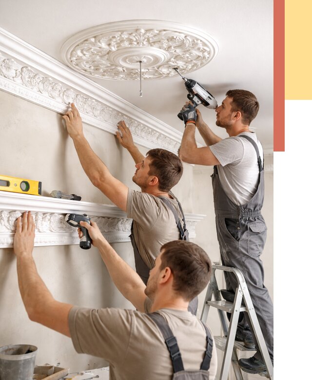 Монтаж лепнины на потолок в Череповце от 3271 руб. быстро и недорого | ОТДЕЛОЧНИК-Чрп